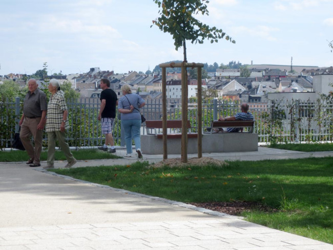 Aufenthalts- und Veranstaltungsflächen im Lorenzpark