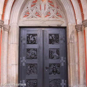 Haupteingang der St. Michaeliskirche