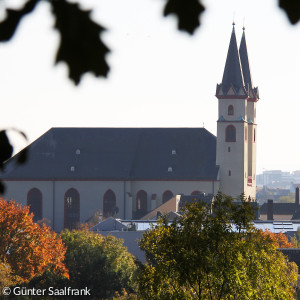 Die Michaeliskirche von Weitem