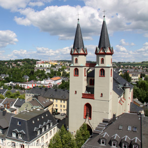 Die St. Michaeliskirche aus Sicht der Rathaustürme